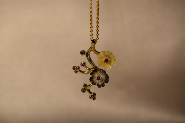 Colgante flor.