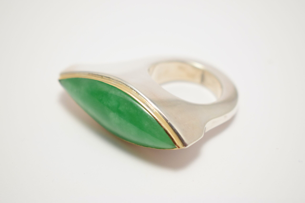Anillo ojo de jade